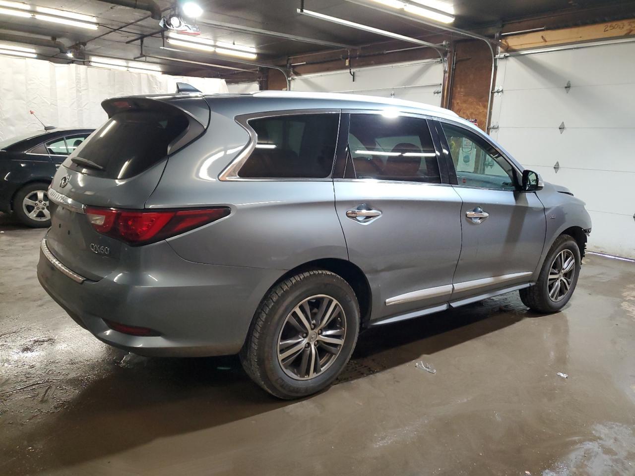 2016 INFINITI QX60 - Image 3