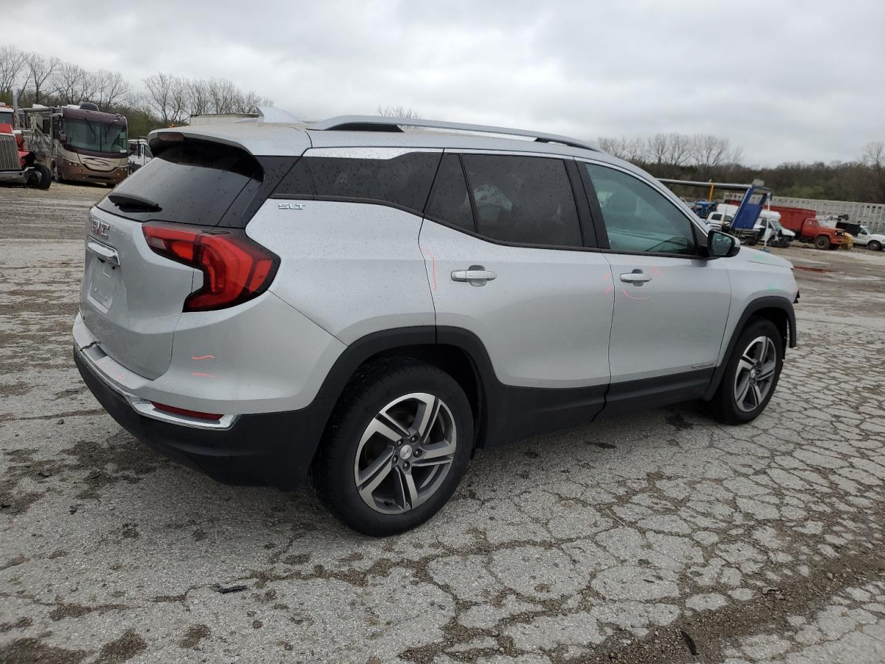2019 GMC TERRAIN SL - Image 3