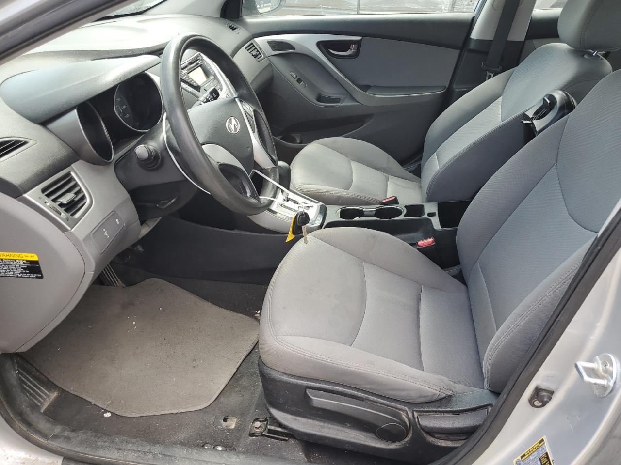 2011 HYUNDAI ELANTRA GL - Image 7