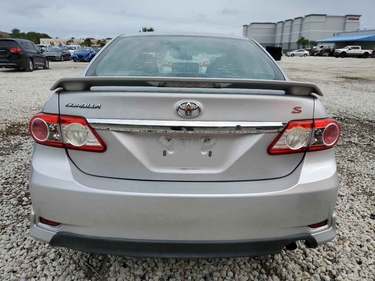 2013 TOYOTA COROLLA BA - Фото 6