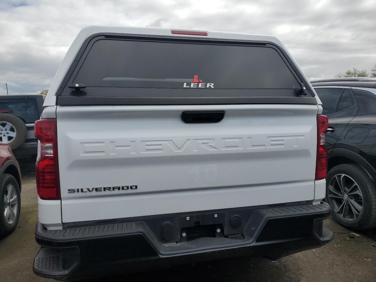 2023 CHEVROLET SILVERADO - Image 6