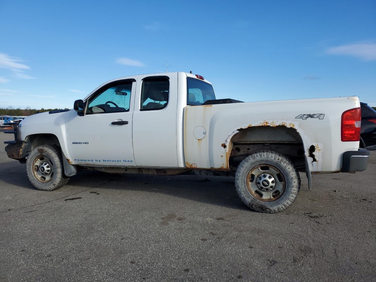 2013 CHEVROLET SILVERADO - Image 2