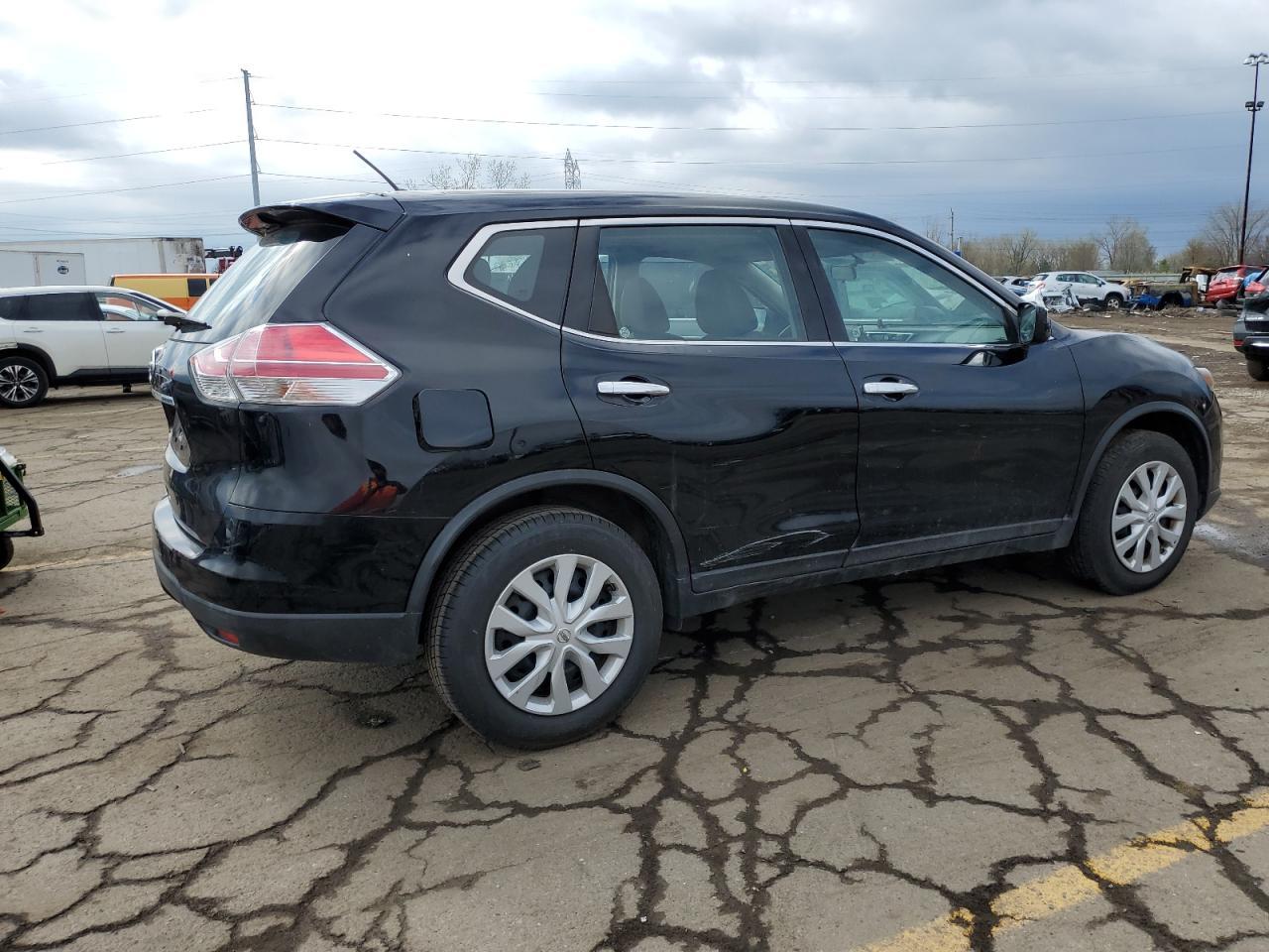 2015 NISSAN ROGUE S - Фото 3