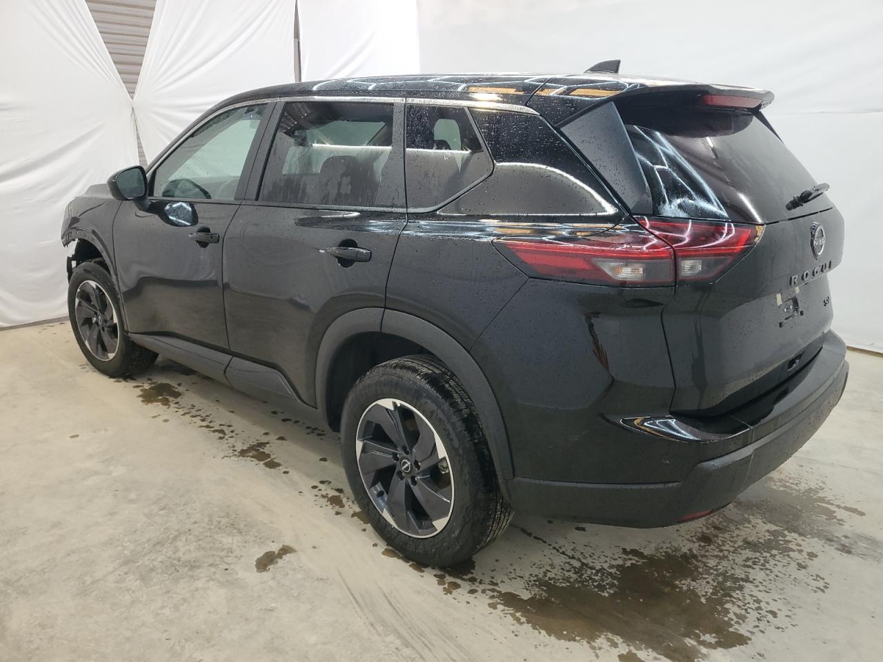 2024 NISSAN ROGUE SV - Image 2
