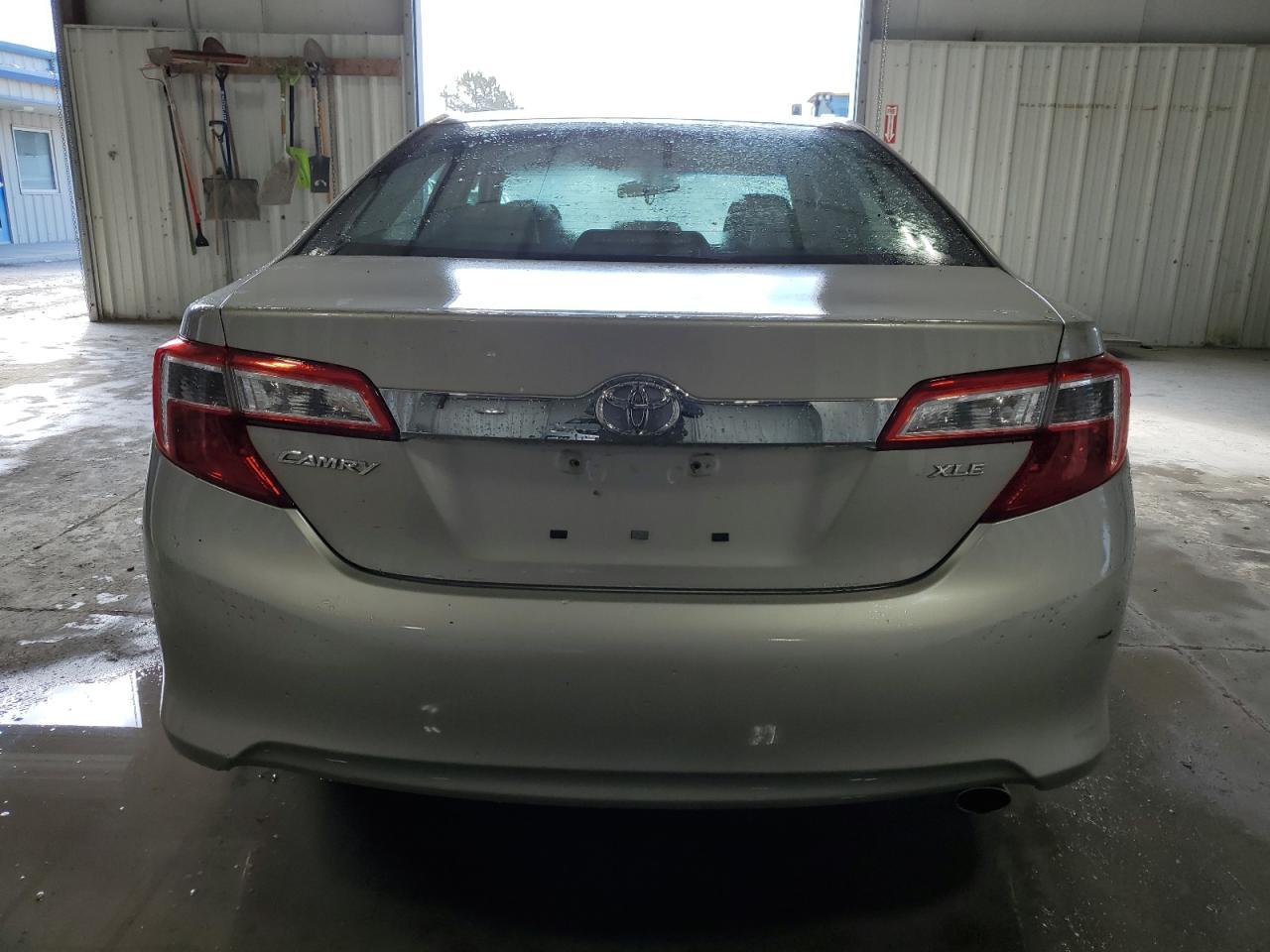 2014 TOYOTA CAMRY L - Image 6