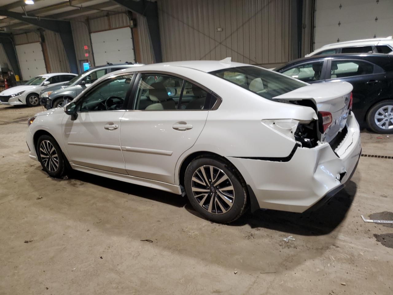 2018 SUBARU LEGACY 2.5 - Фото 2