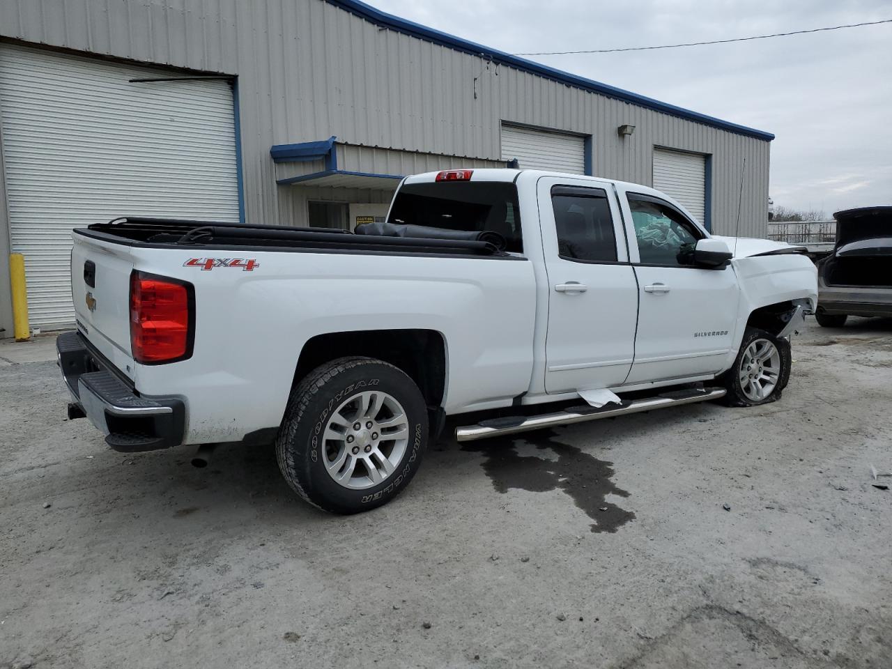 2016 CHEVROLET SILVERADO - Фото 3