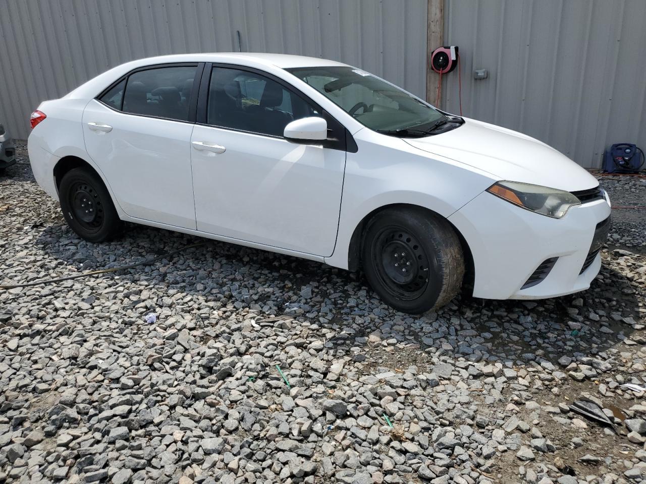 2015 TOYOTA COROLLA L - Image 4