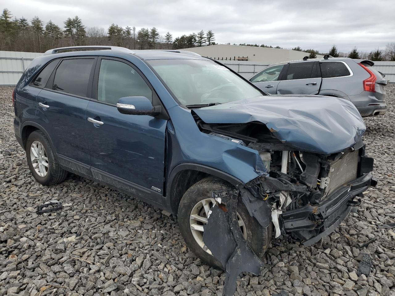 2015 KIA SORENTO LX - Image 4