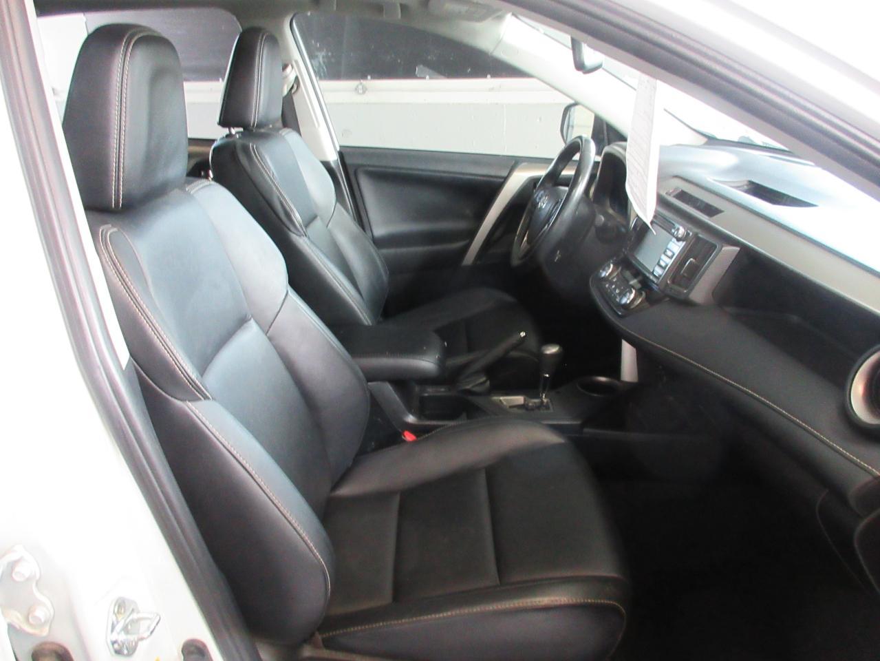 2014 TOYOTA RAV4 LIMIT - Image 5