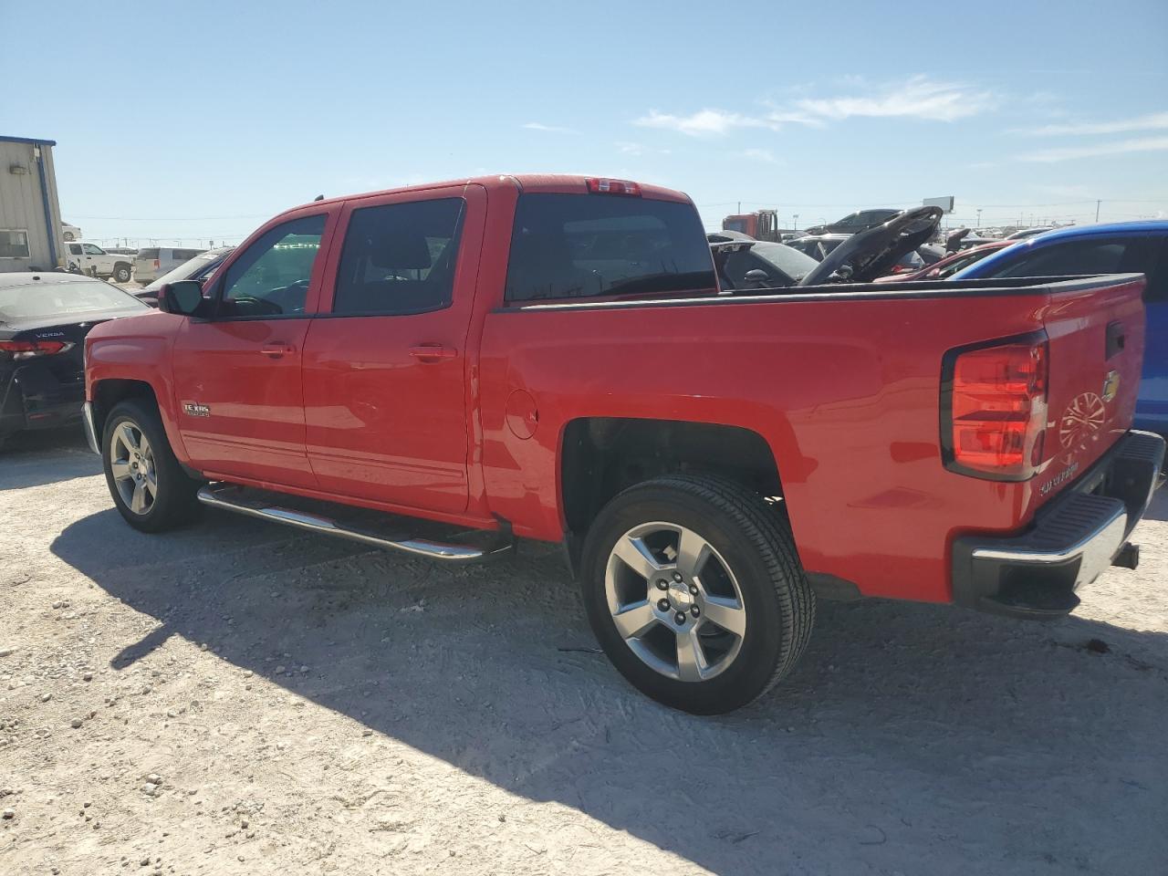 2017 CHEVROLET SILVERADO - Image 2