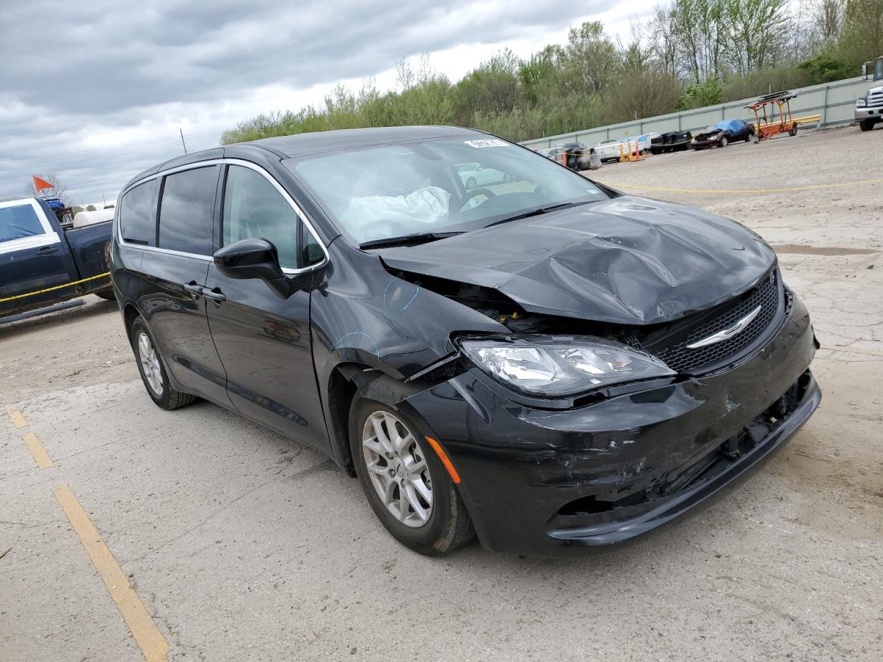 2022 CHRYSLER VOYAGER LX - Фото 4