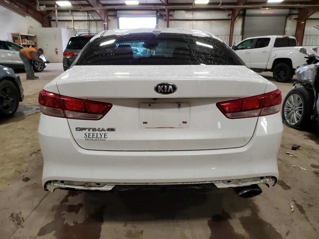 2016 KIA OPTIMA LX - Фото 6