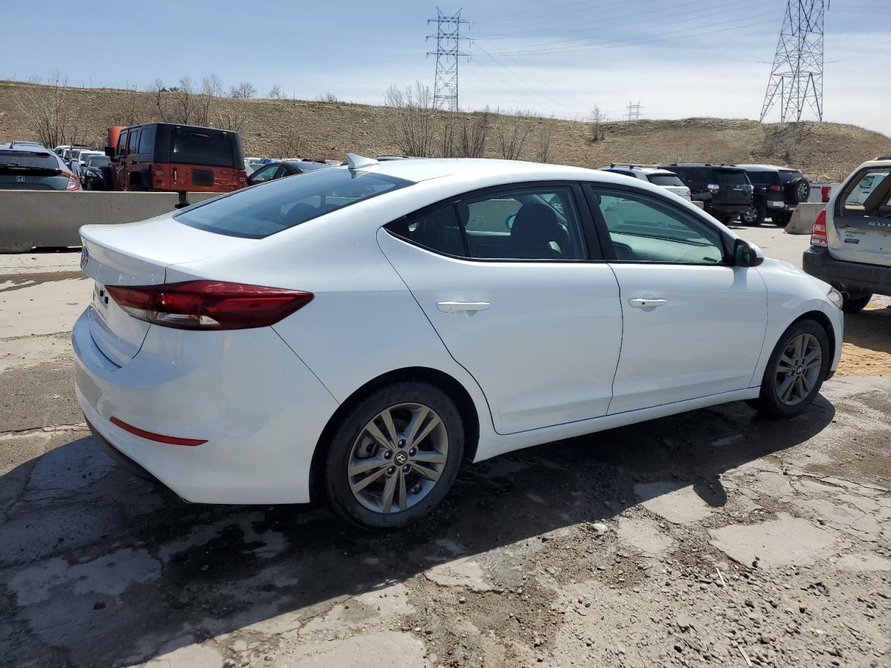 2018 HYUNDAI ELANTRA SE - Фото 3