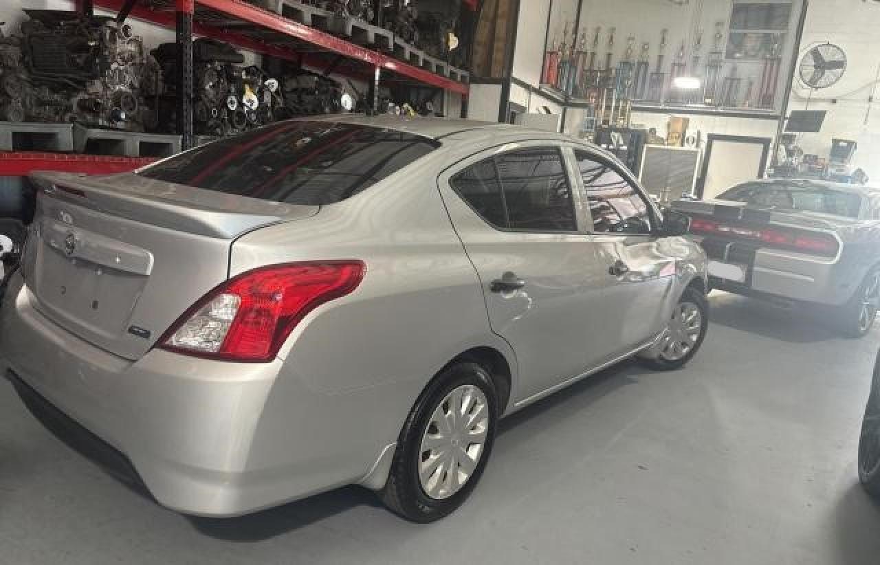 2016 NISSAN VERSA S - Image 4