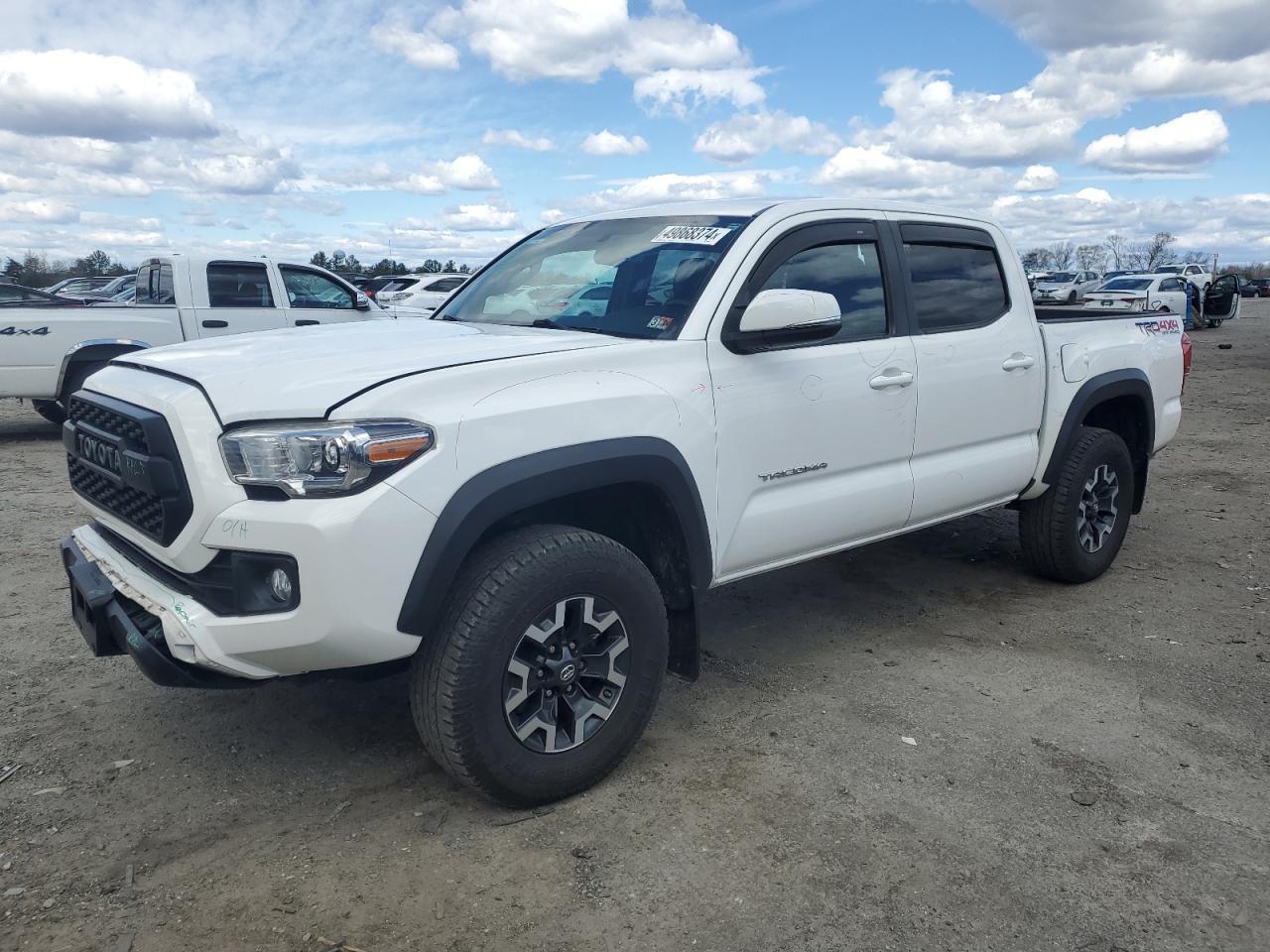 2017 TOYOTA TACOMA DOU