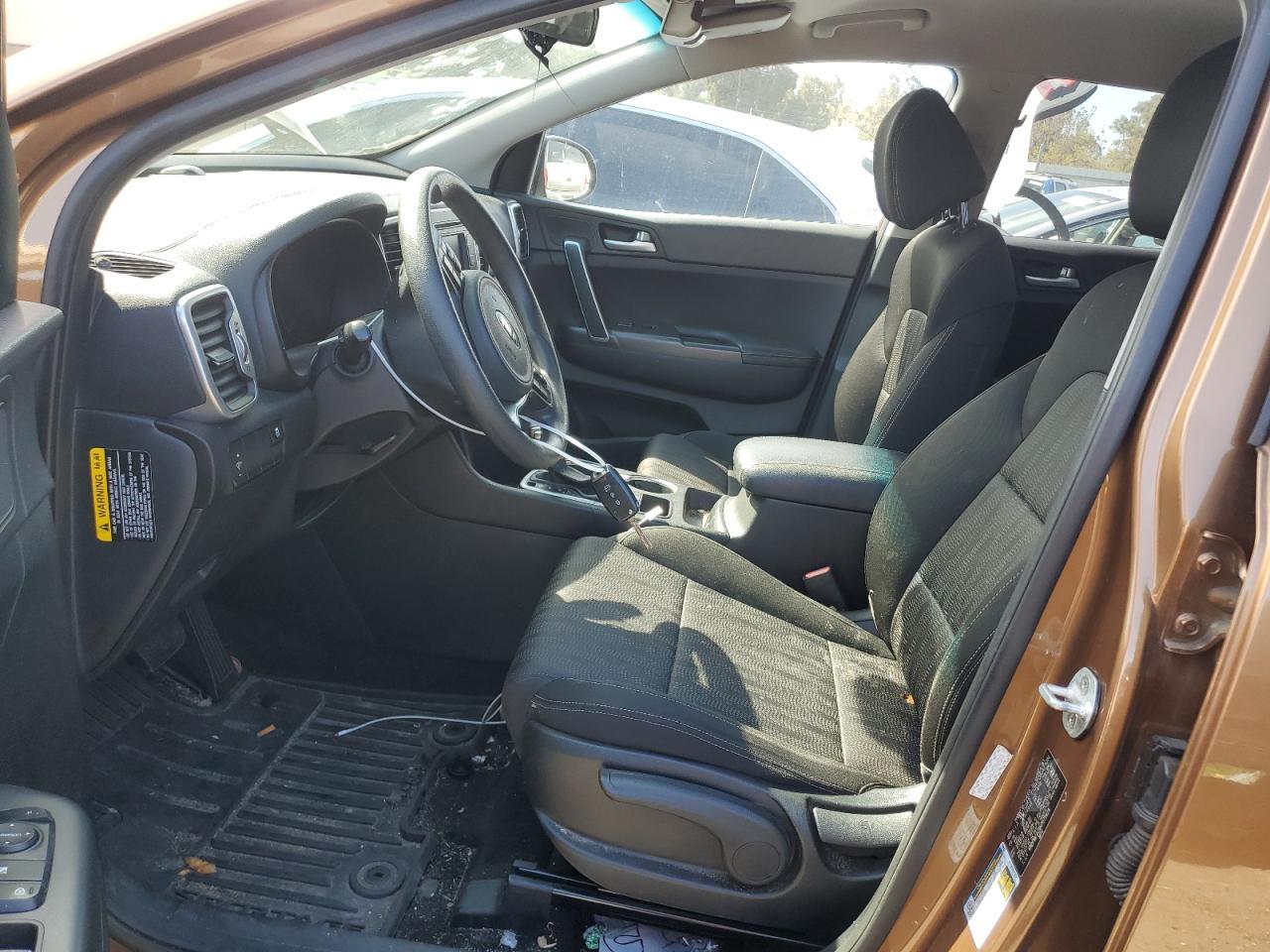 2017 KIA SPORTAGE L - Image 7