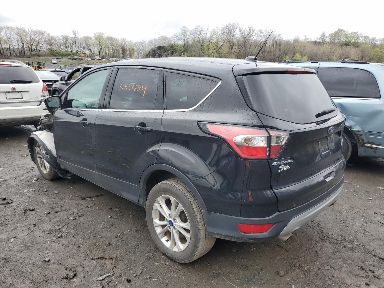 2017 FORD ESCAPE SE - Image 2