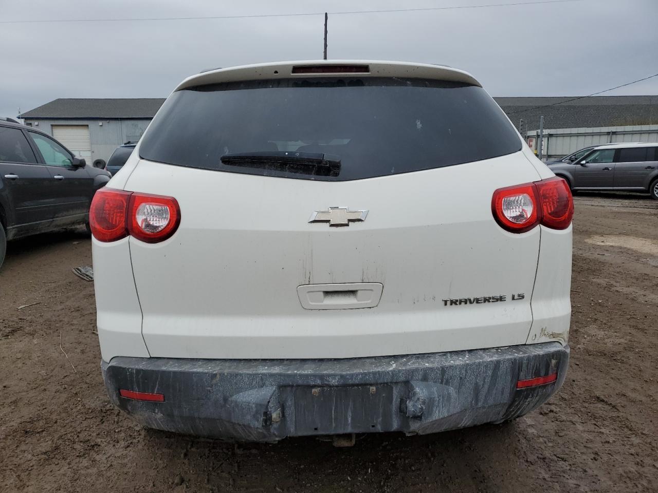 2012 CHEVROLET TRAVERSE L - Image 6