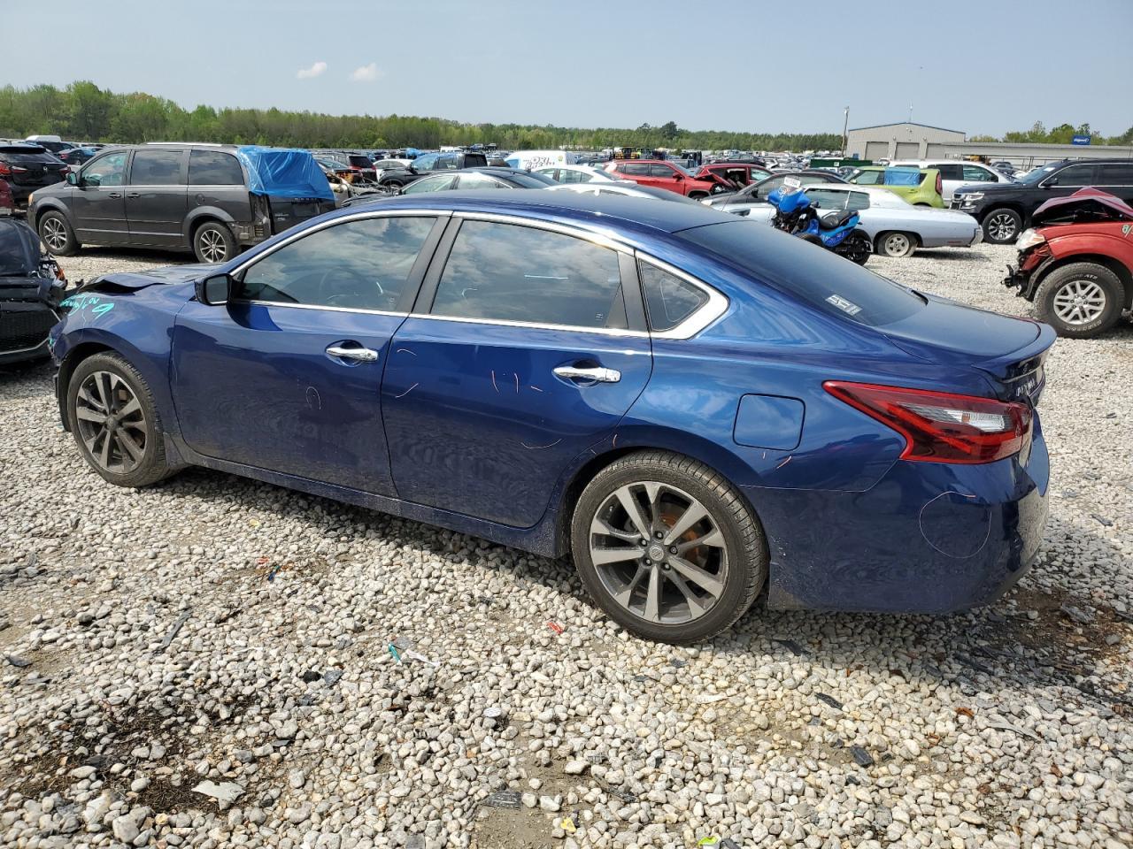 2017 NISSAN ALTIMA 2.5 - Фото 2