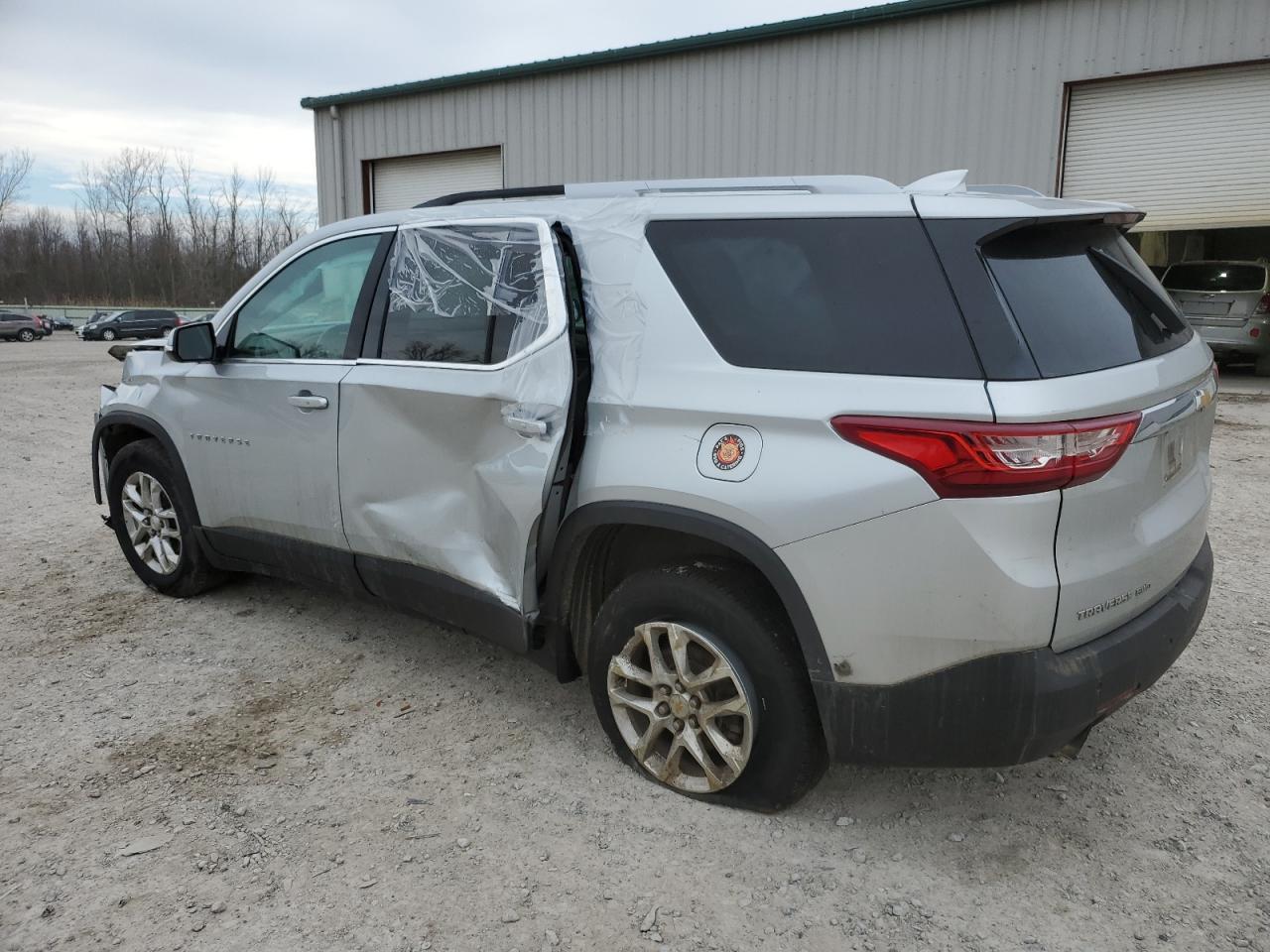 2018 CHEVROLET TRAVERSE L - Фото 2