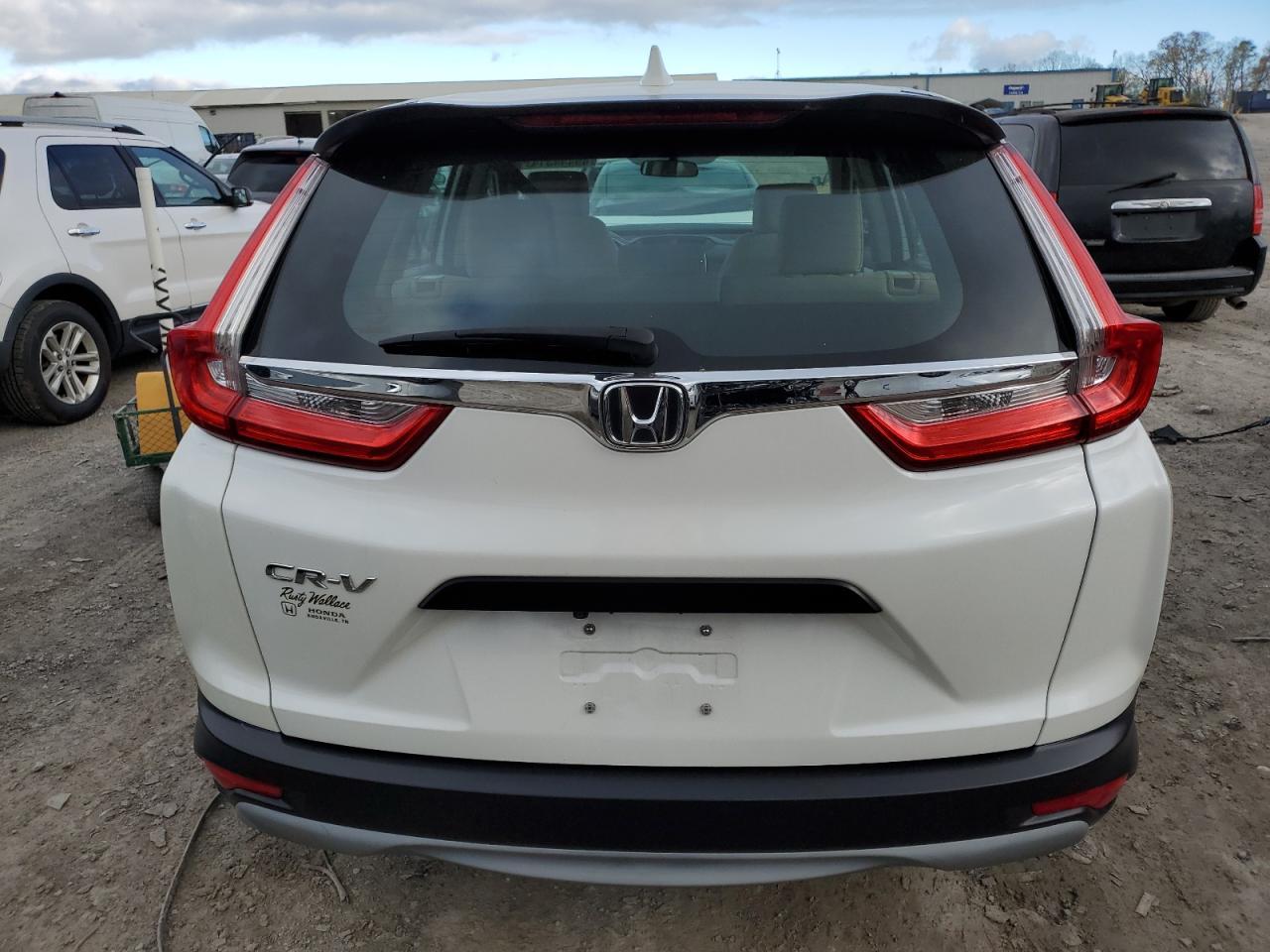 2017 HONDA CR-V LX - Фото 6