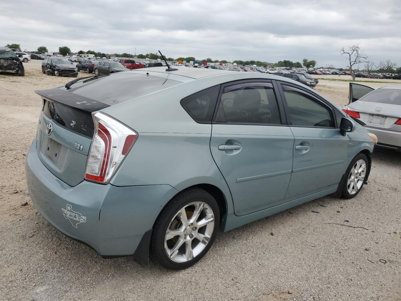 2013 TOYOTA PRIUS - Image 3