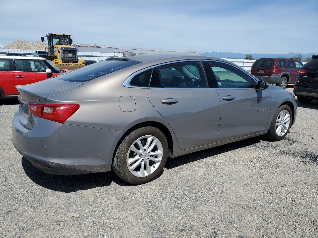 2017 CHEVROLET MALIBU LT - Image 3