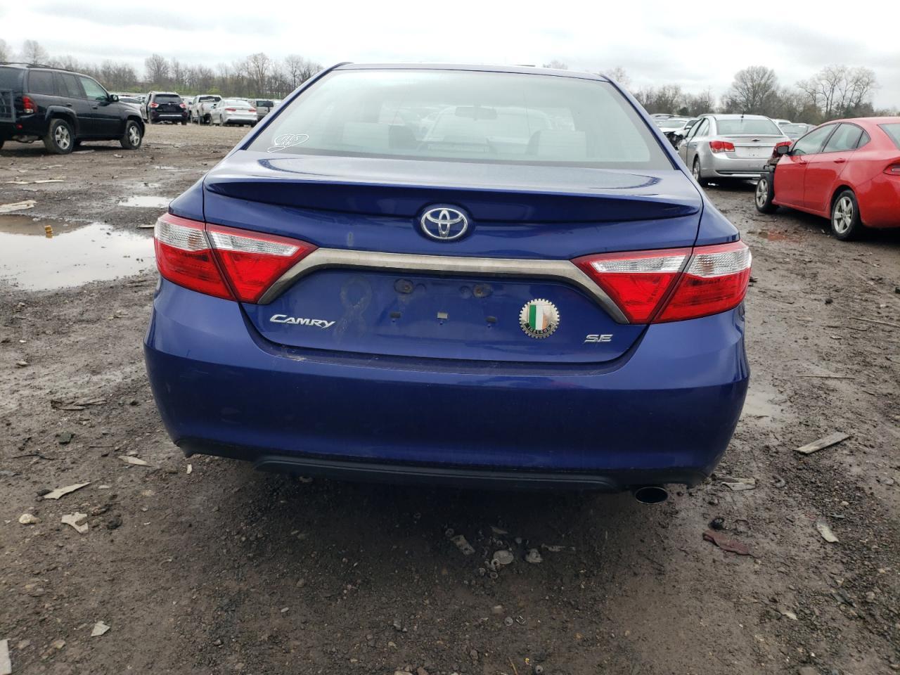 2016 TOYOTA CAMRY LE - Фото 6