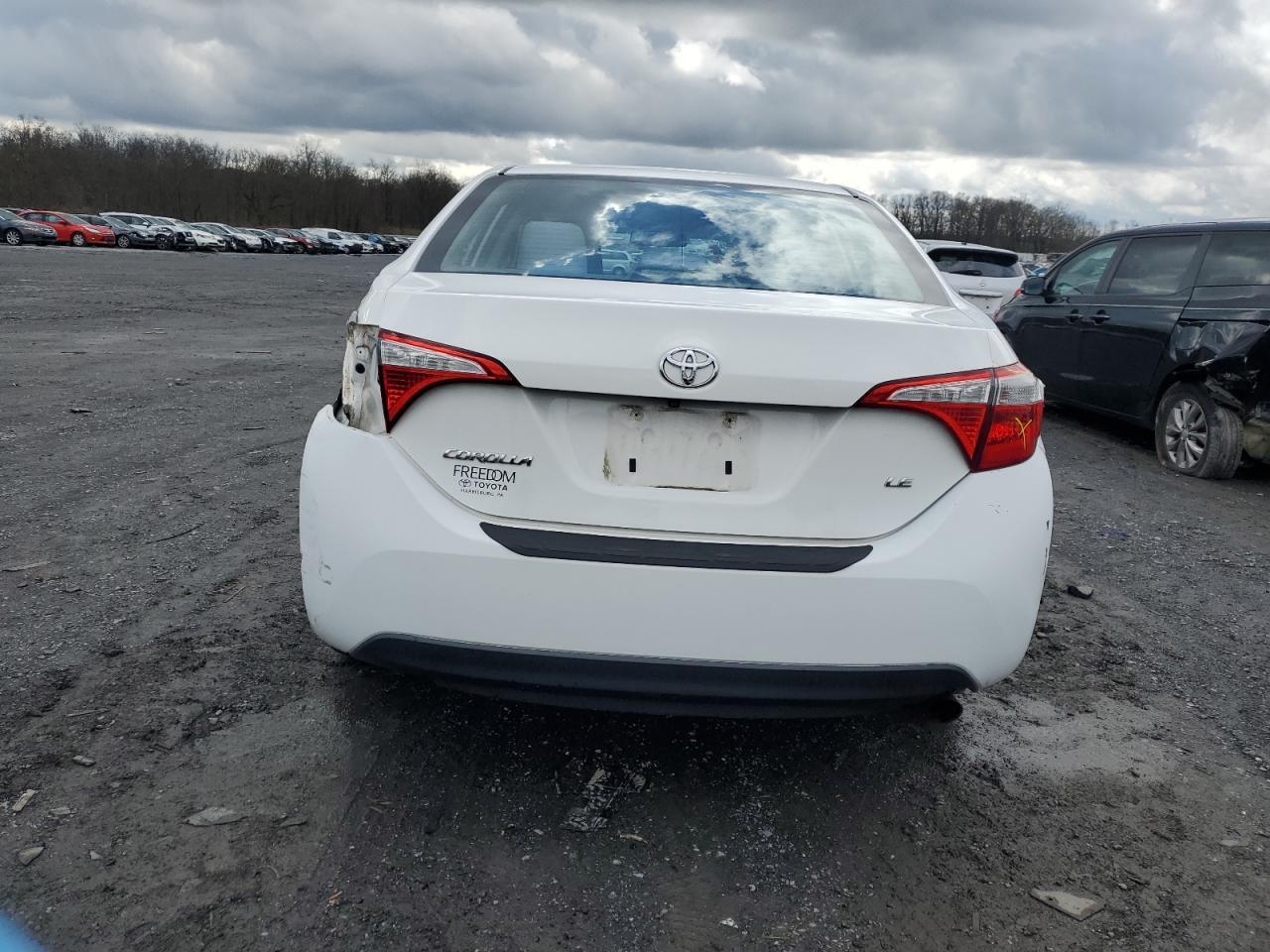 2014 TOYOTA COROLLA L - Image 6
