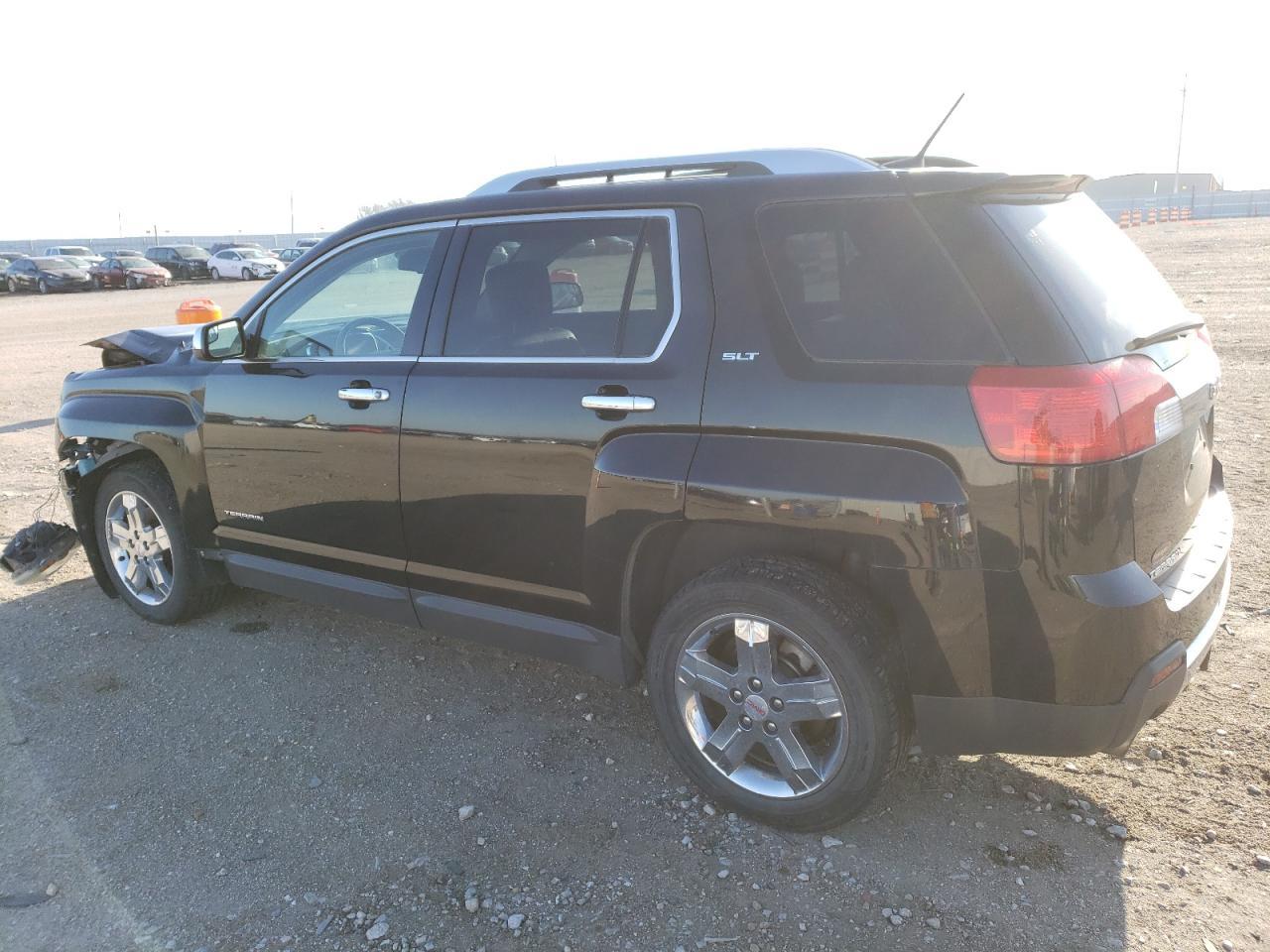 2013 GMC TERRAIN SL - Image 2