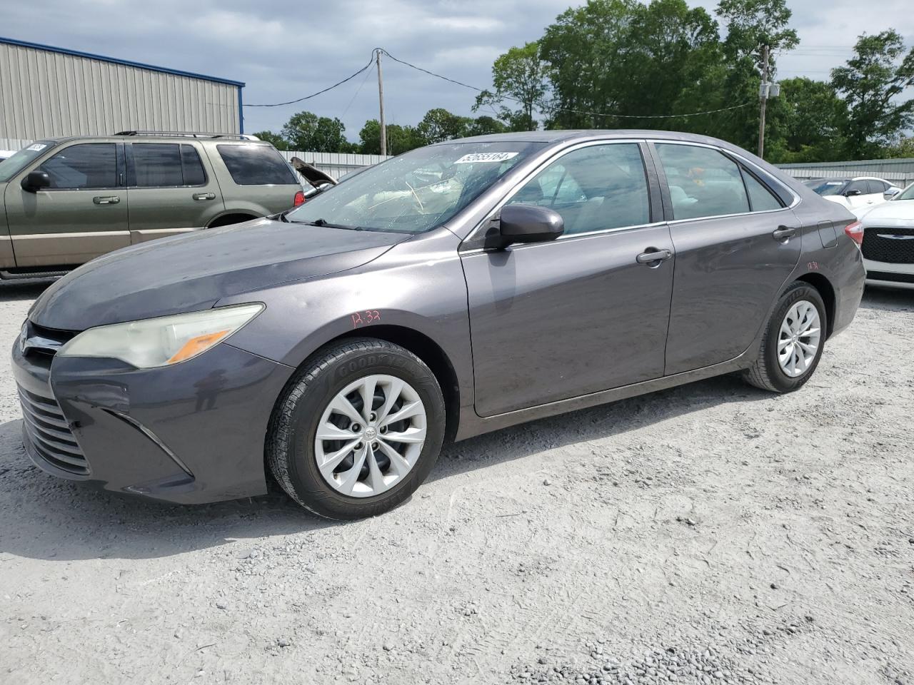 2015 TOYOTA CAMRY LE car image