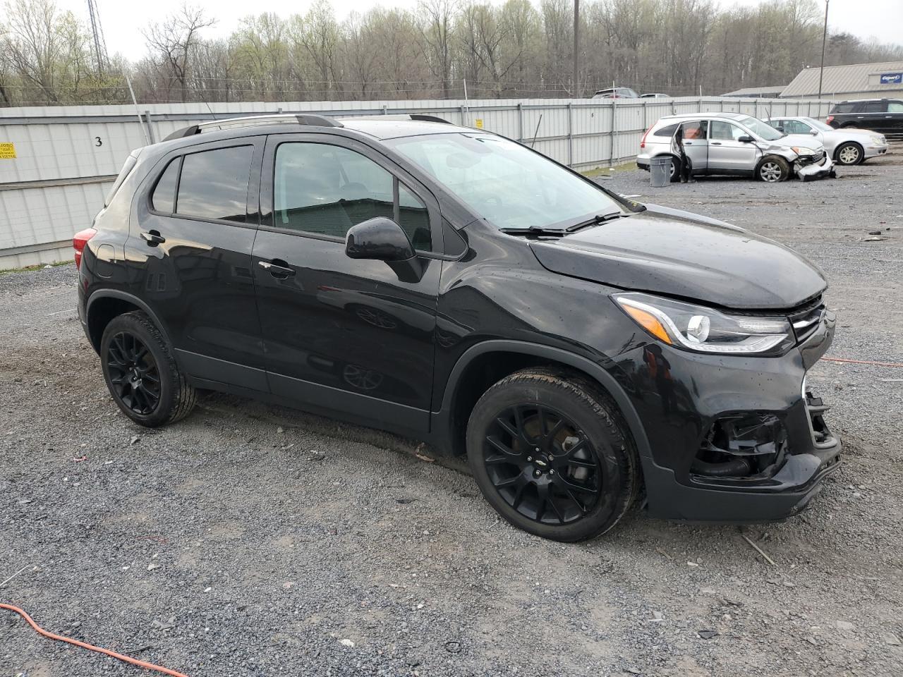 2021 CHEVROLET TRAX 1LT - Image 4