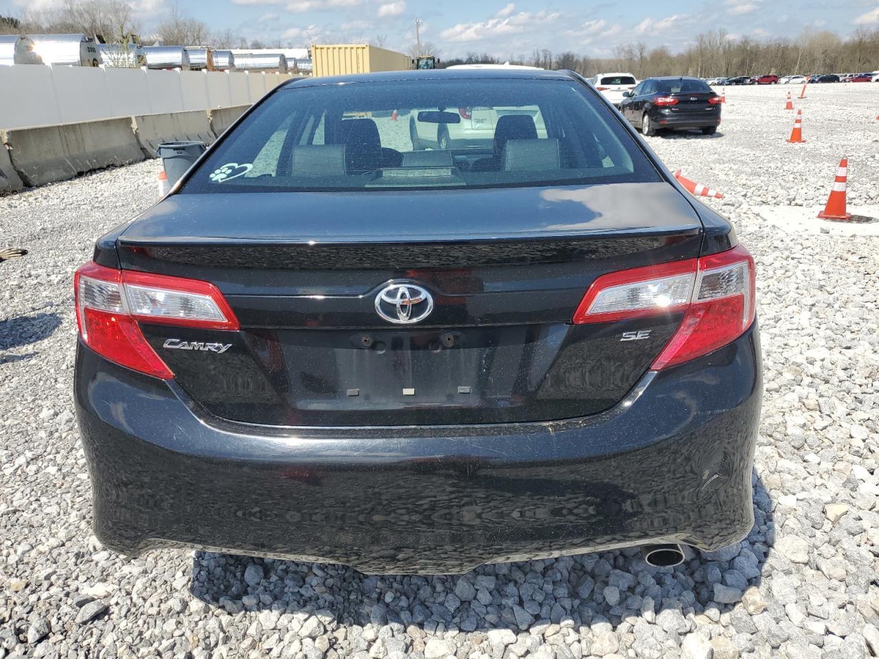 2013 TOYOTA CAMRY L - Image 6