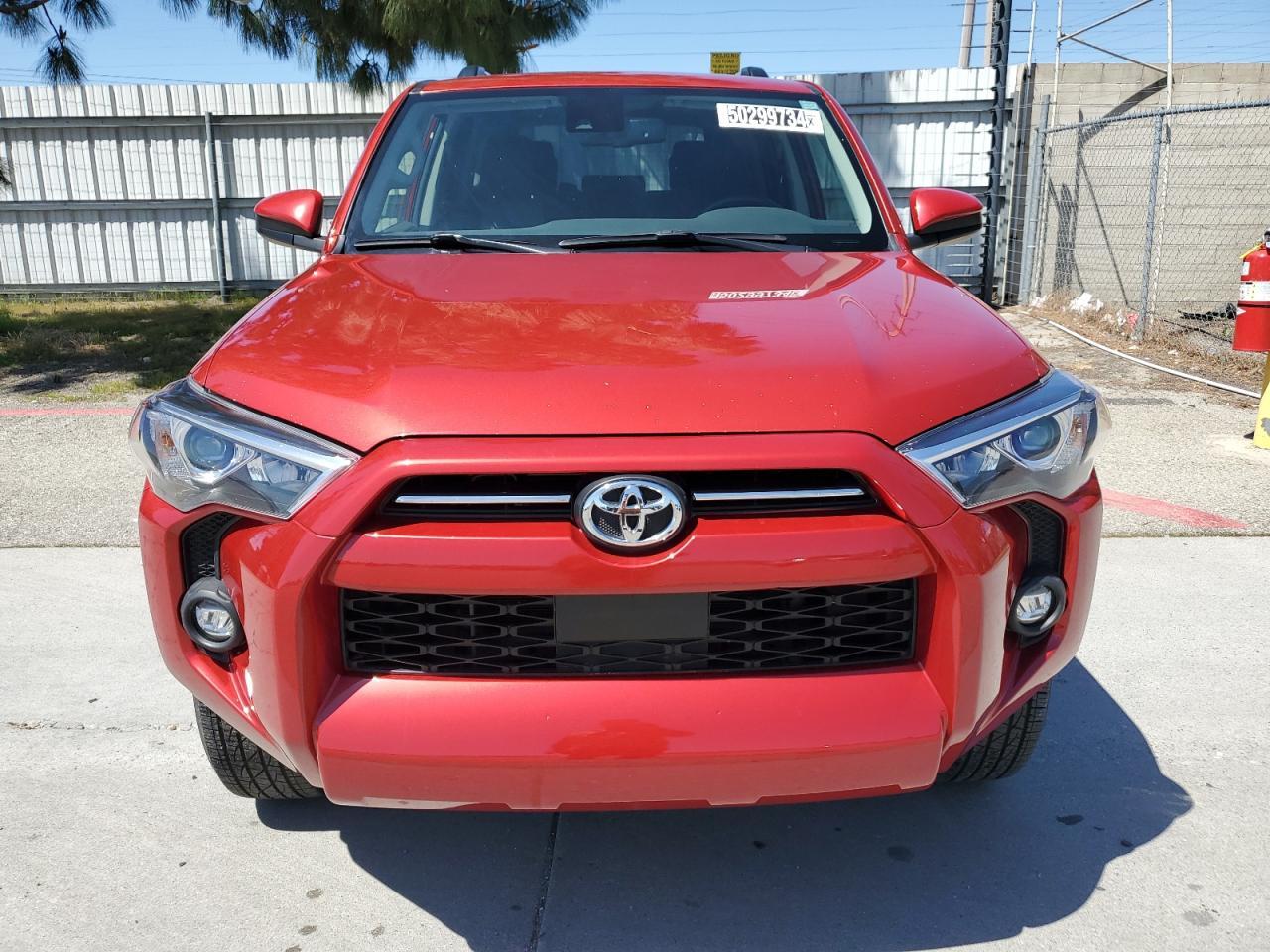 2022 TOYOTA 4RUNNER SR - Image 5