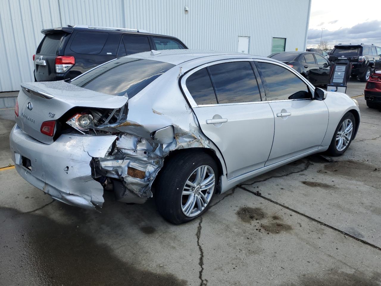 2012 INFINITI G37 BASE - Image 3