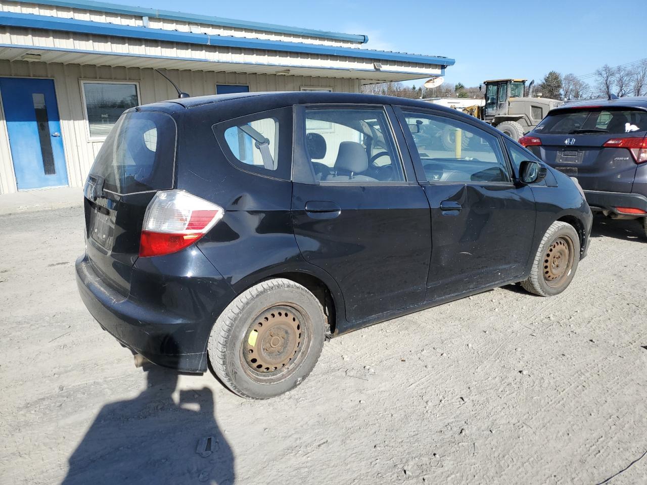 2013 HONDA FIT - Image 3