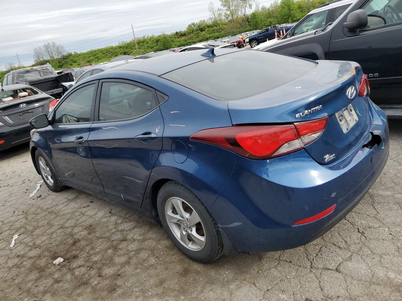 2014 HYUNDAI ELANTRA SE - Image 2