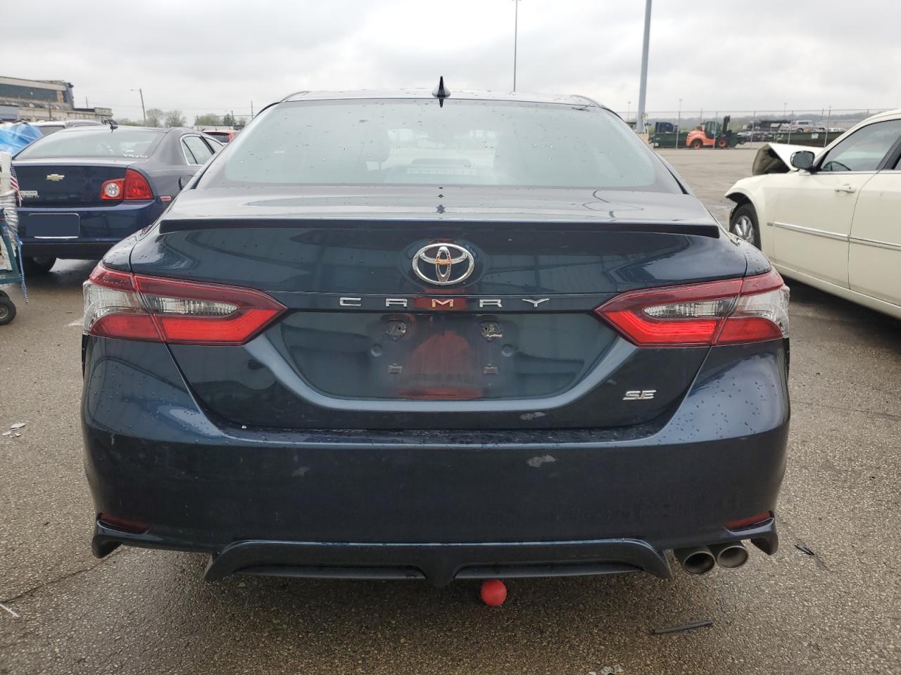 2021 TOYOTA CAMRY SE - Image 6