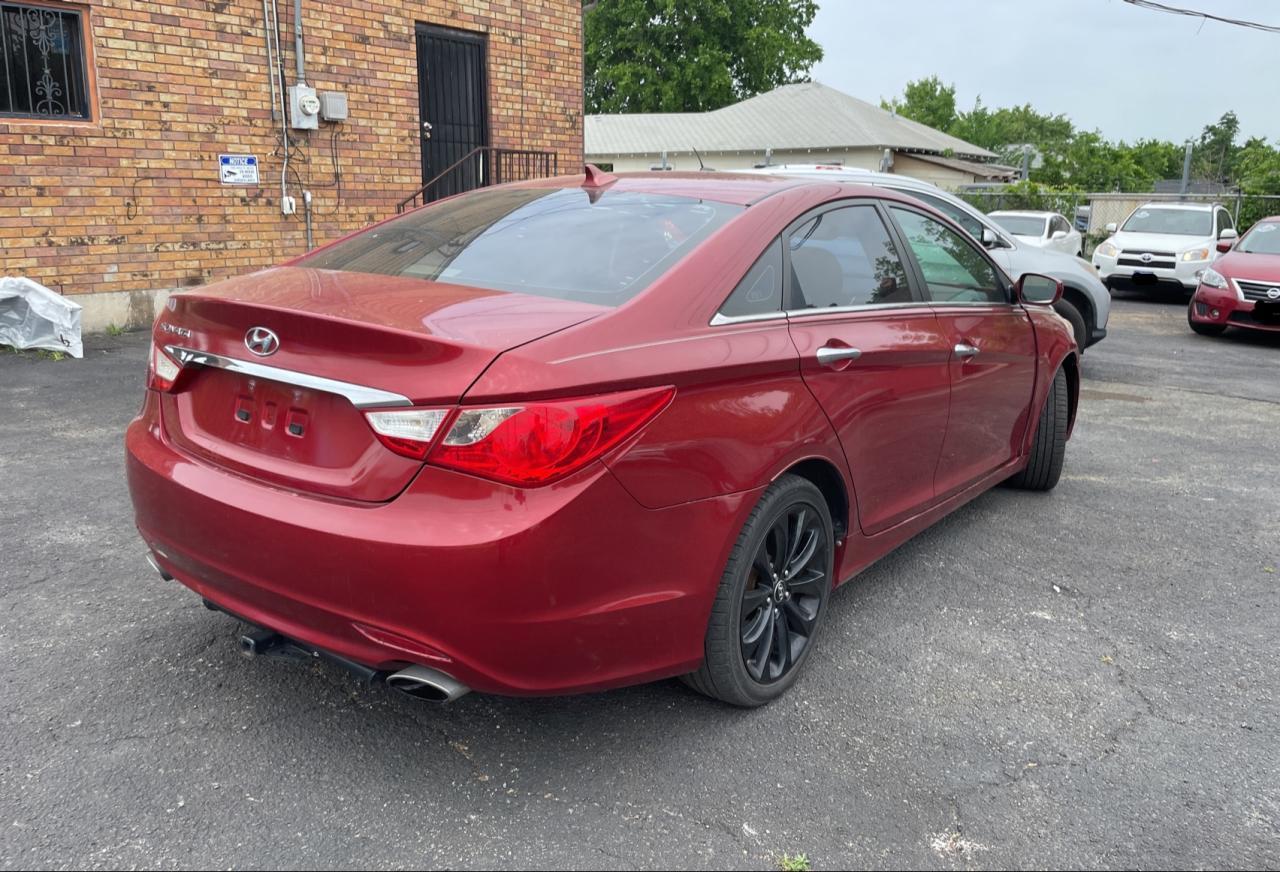 2011 HYUNDAI SONATA SE - Image 4