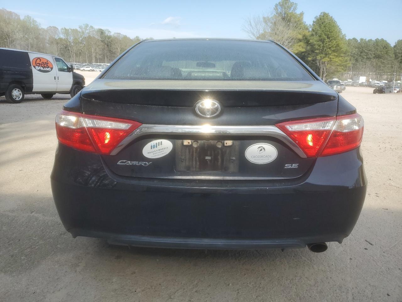 2015 TOYOTA CAMRY LE - Фото 6