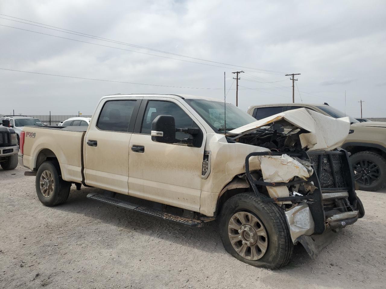 2022 FORD F250 SUPER - Фото 4