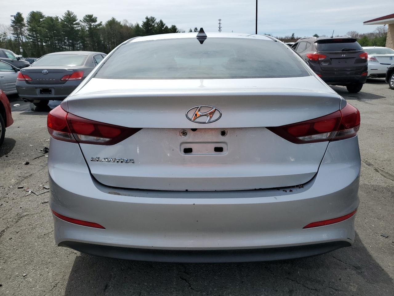 2017 HYUNDAI ELANTRA SE - Image 6