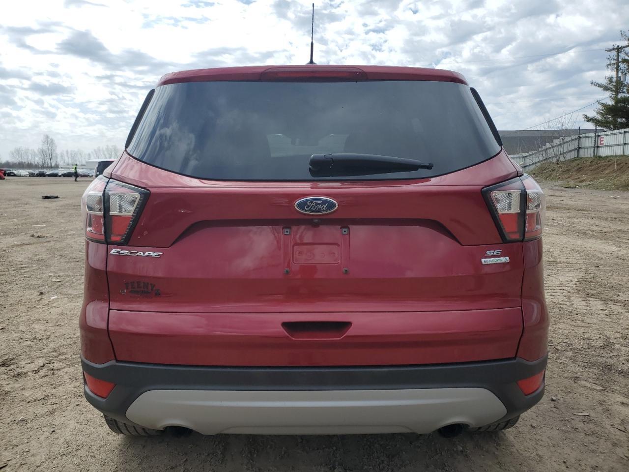 2017 FORD ESCAPE SE - Фото 6