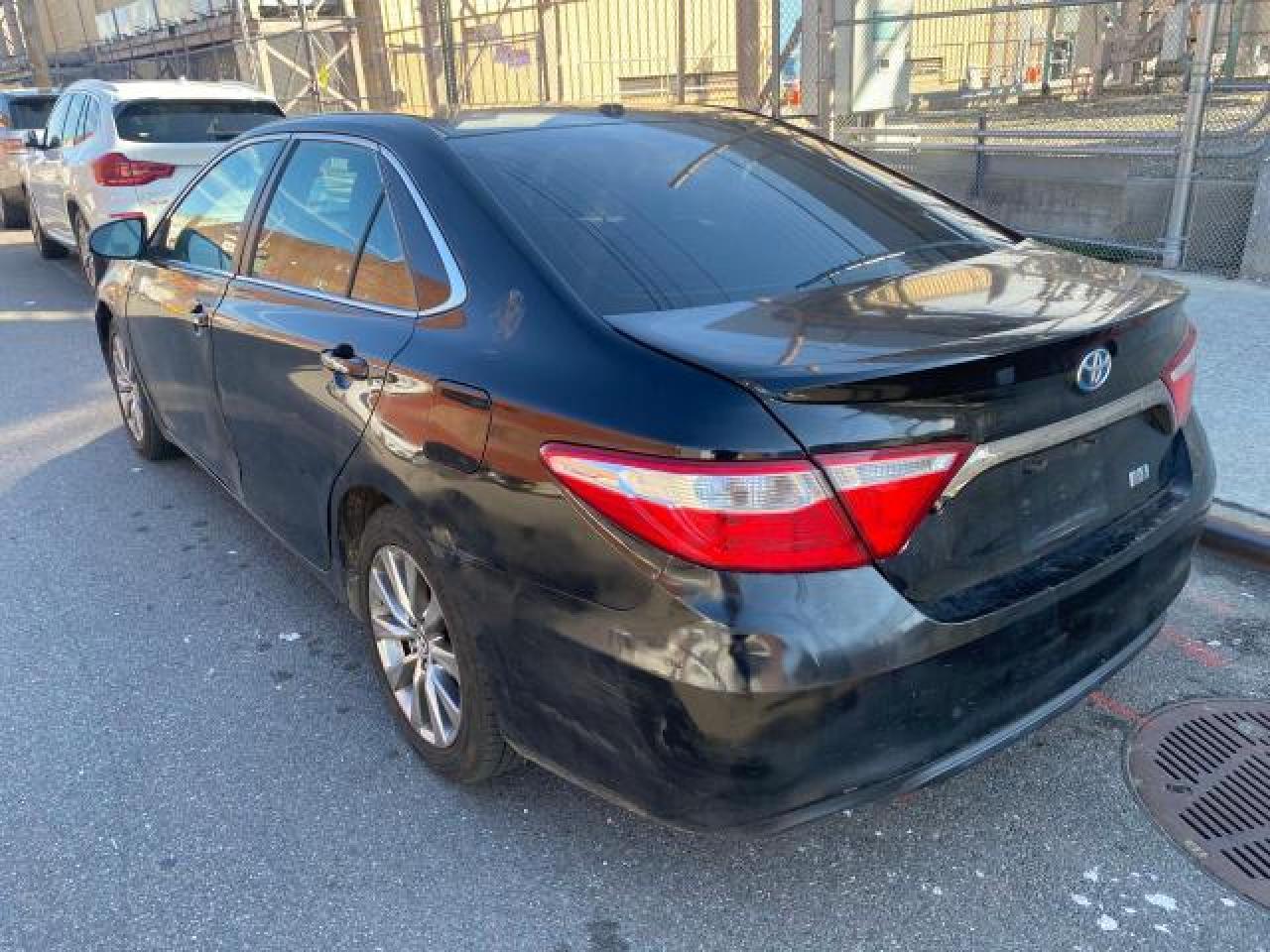 2016 TOYOTA CAMRY HYBR - Image 3