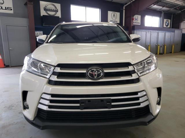 2019 Toyota Highlander Se - Фото 5