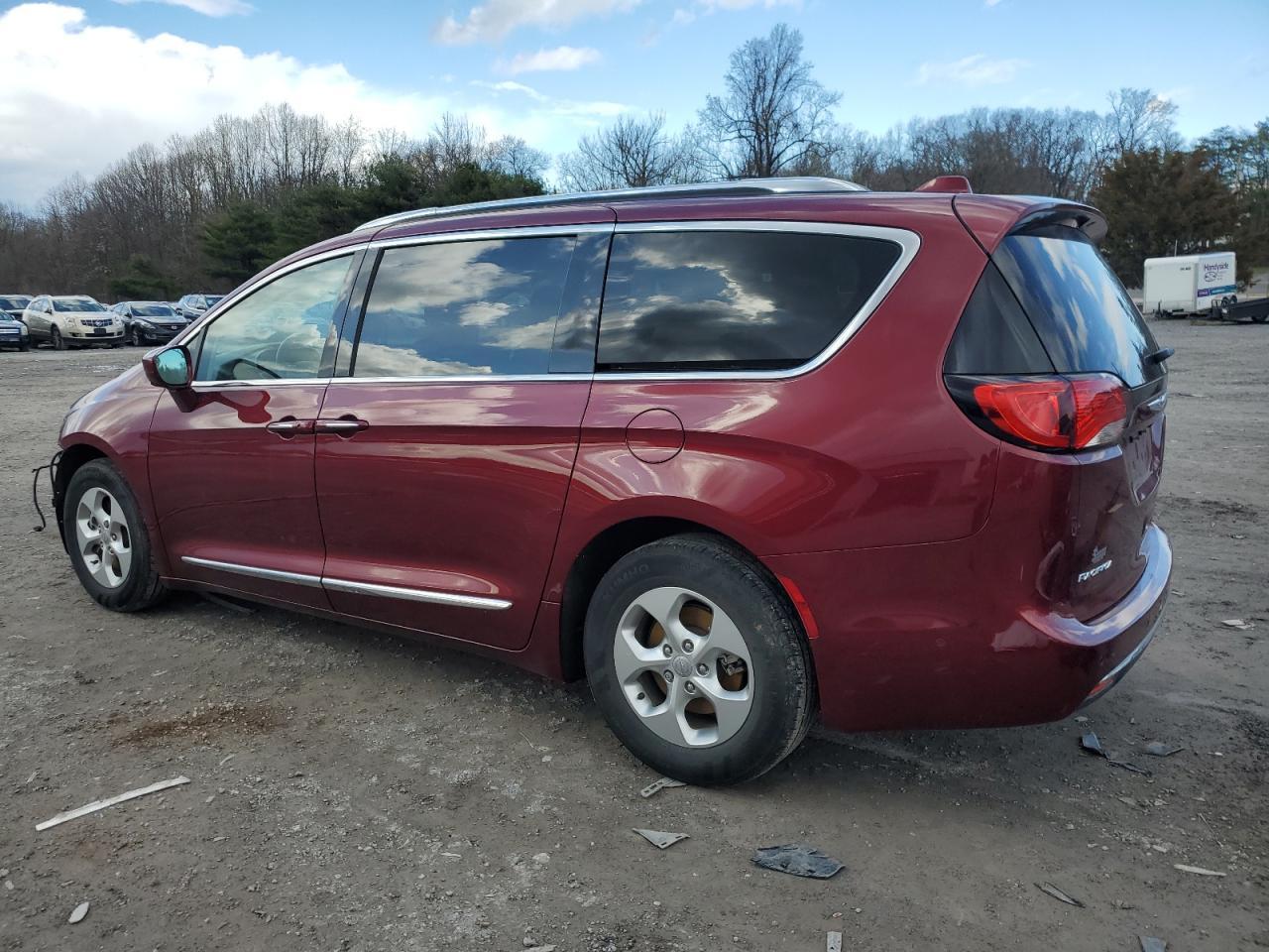 2017 CHRYSLER PACIFICA T - Image 2