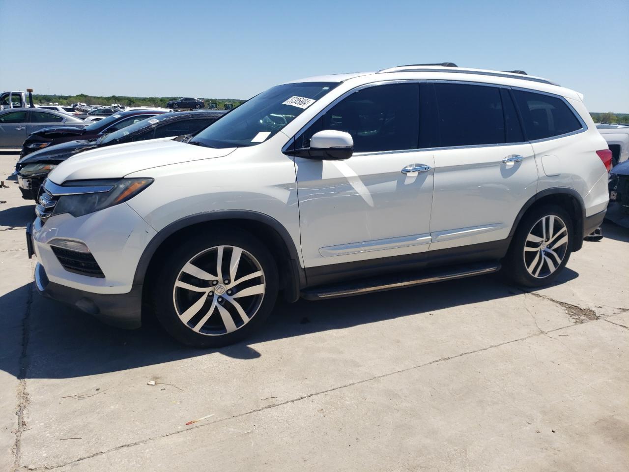 2016 HONDA PILOT TOUR car image