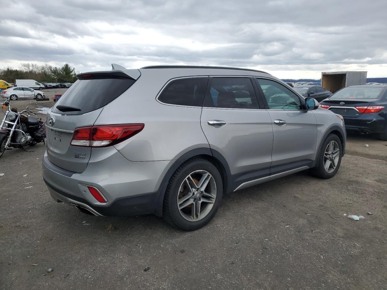 2017 HYUNDAI SANTA FE S - Фото 3