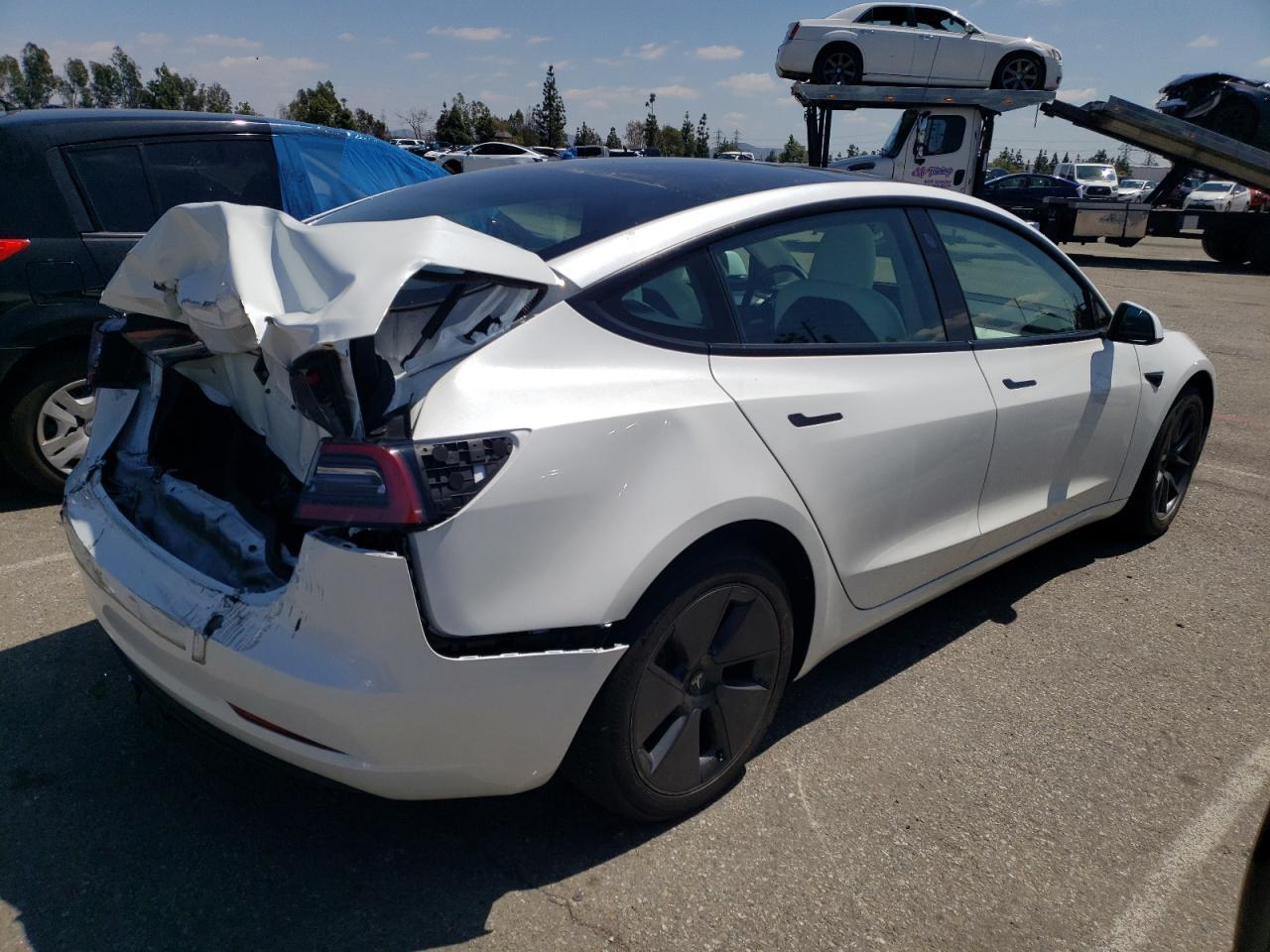 2023 TESLA MODEL 3 - Фото 3